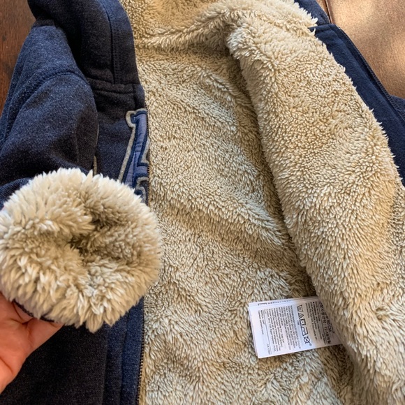 Gap logo cozy hooded jacket, Sherpa lined, 12-18 months - Picture 4 of 7